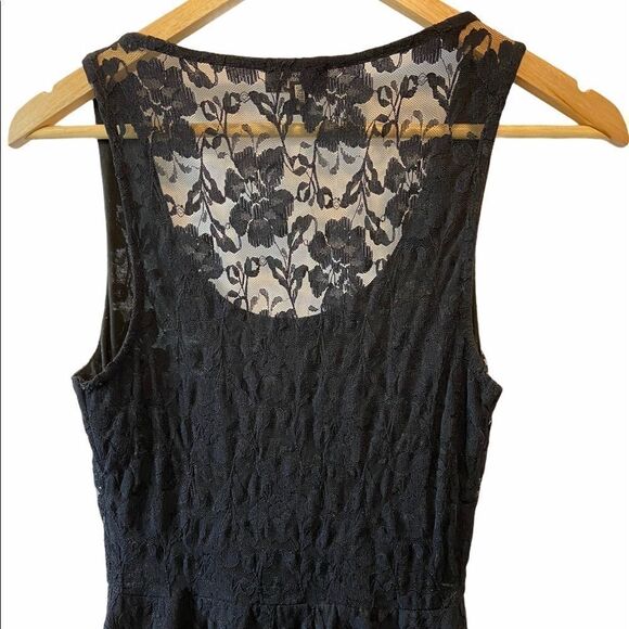 DILEMA Black Lace Overlay Scoop Neck Mini Dress S - Picture 3 of 8